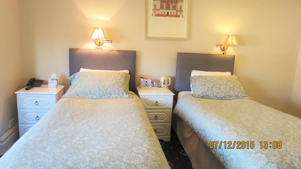 Hunters Lodge Guest House Southampton Eksteriør bilde