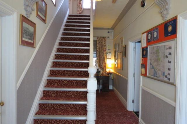 Hunters Lodge Guest House Southampton Eksteriør bilde